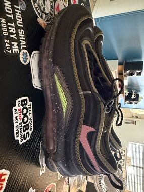 Nike men’s Sneakers Black with Pink and Lime Accents